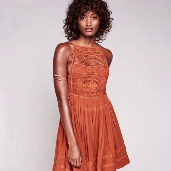 Free People Dresses & Skirts - FREE PEOPLE Emily mini dress rust copper crochet